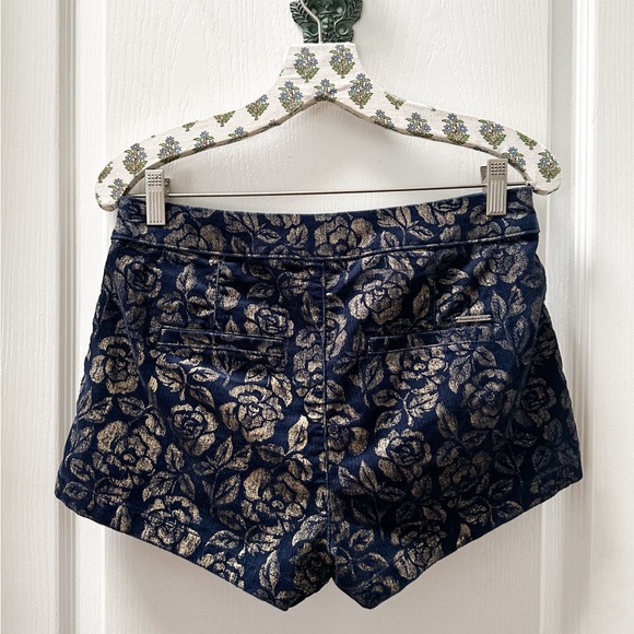 Abercrombie & Fitch Navy Corduroy with Gold Painted Floral Shorts Size 26 - Picture 2 of 3